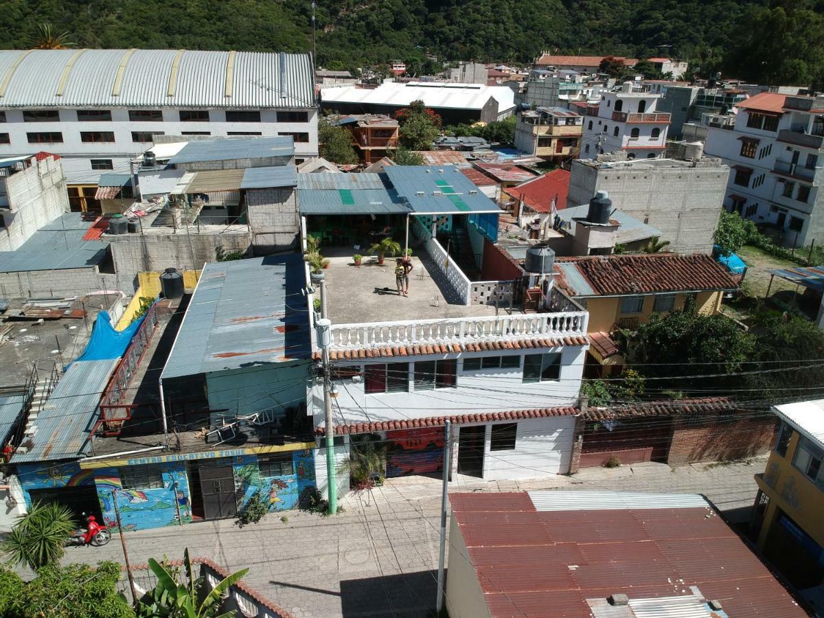 Victorias Hotel Panajachel Kültér fotó