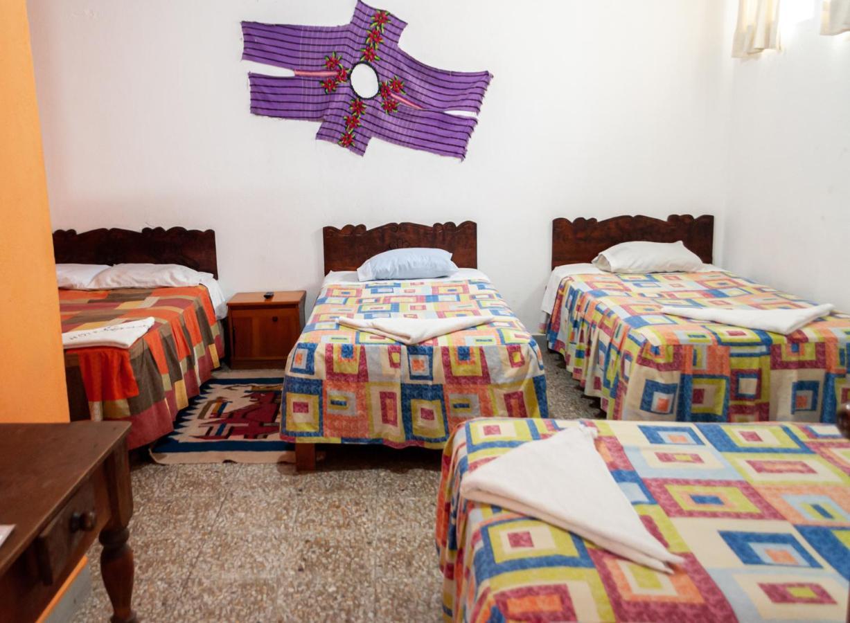 Victorias Hotel Panajachel Kültér fotó